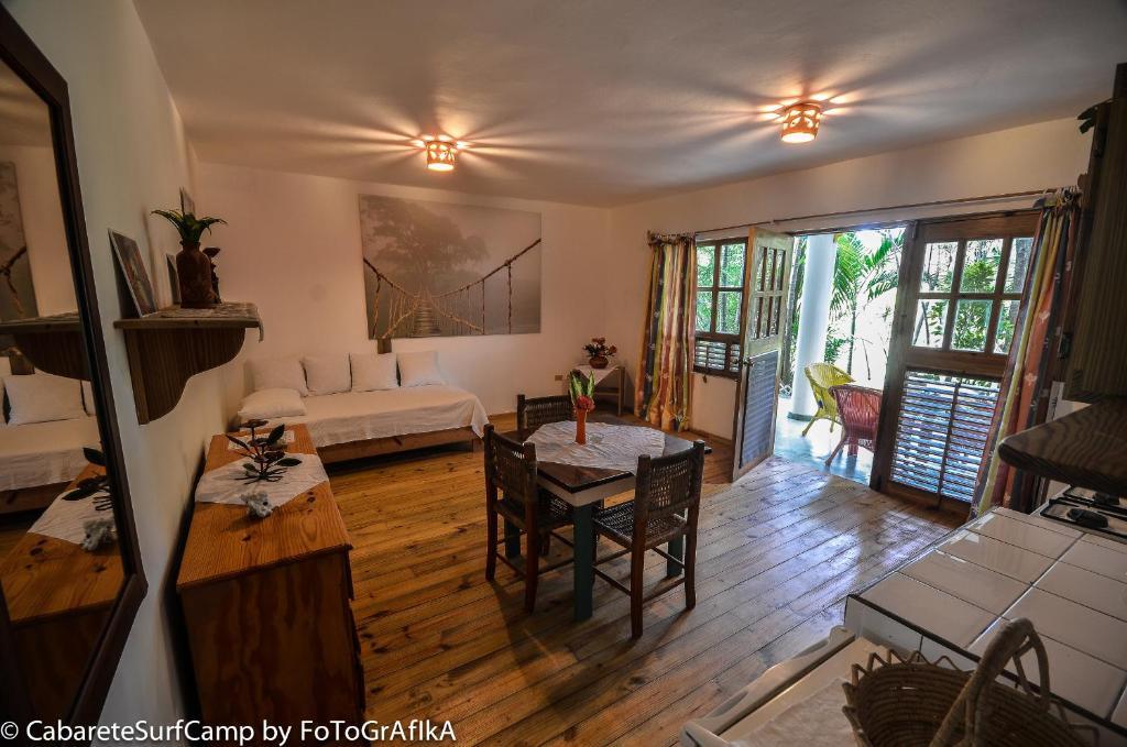 Cabarete Surf Camp Hotel Exterior foto